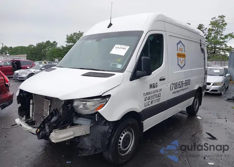 2022 Mercedes-Benz Sprinter 2500 Standard Roof V6 from USA, damaged, VIN W1Y4EBHY5NT084472